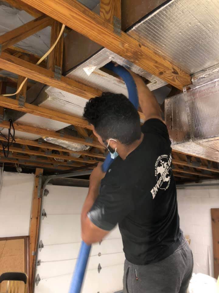 Air duct cleaning service in Cleveland, TN and nearby areas. Request your free call today!